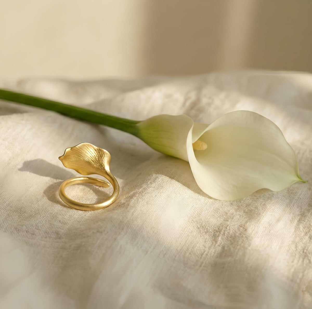 Matte Open Size Calla Lily Ring
