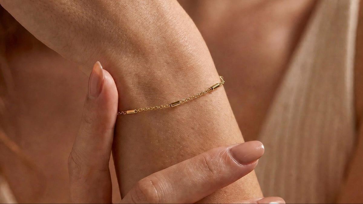 Bar Chain Bracelet, 18K Gold Vermeil or 925 Sterling Silver, Dainty Rectangle Bar Design, Adjustable Minimalist Bracelet, Gift for Her