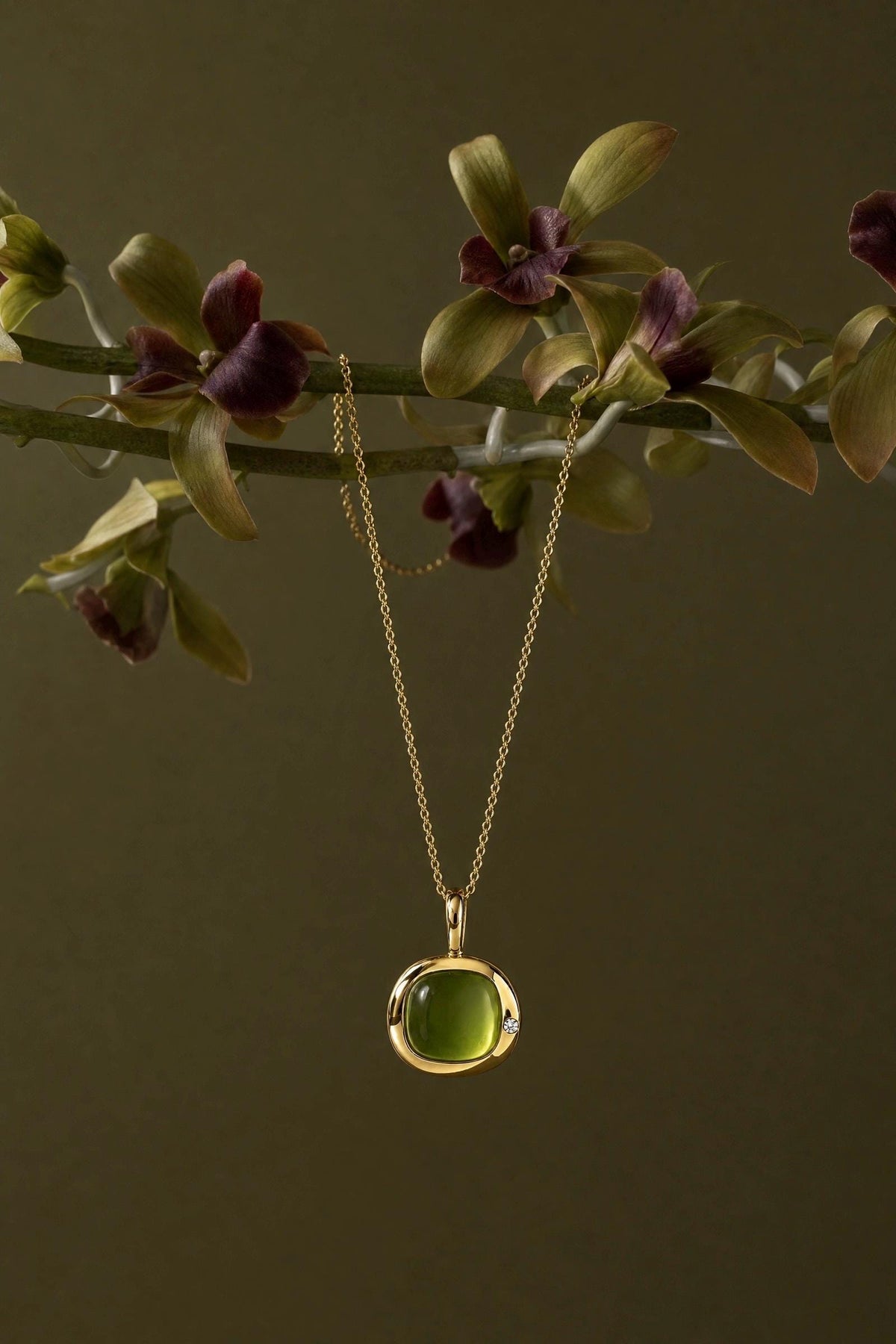 Virgo Birthstone Necklace, Reversible Peridot Pendant, 18K Gold Vermeil or 925 Sterling Silver, August September Birthday Gift for Her