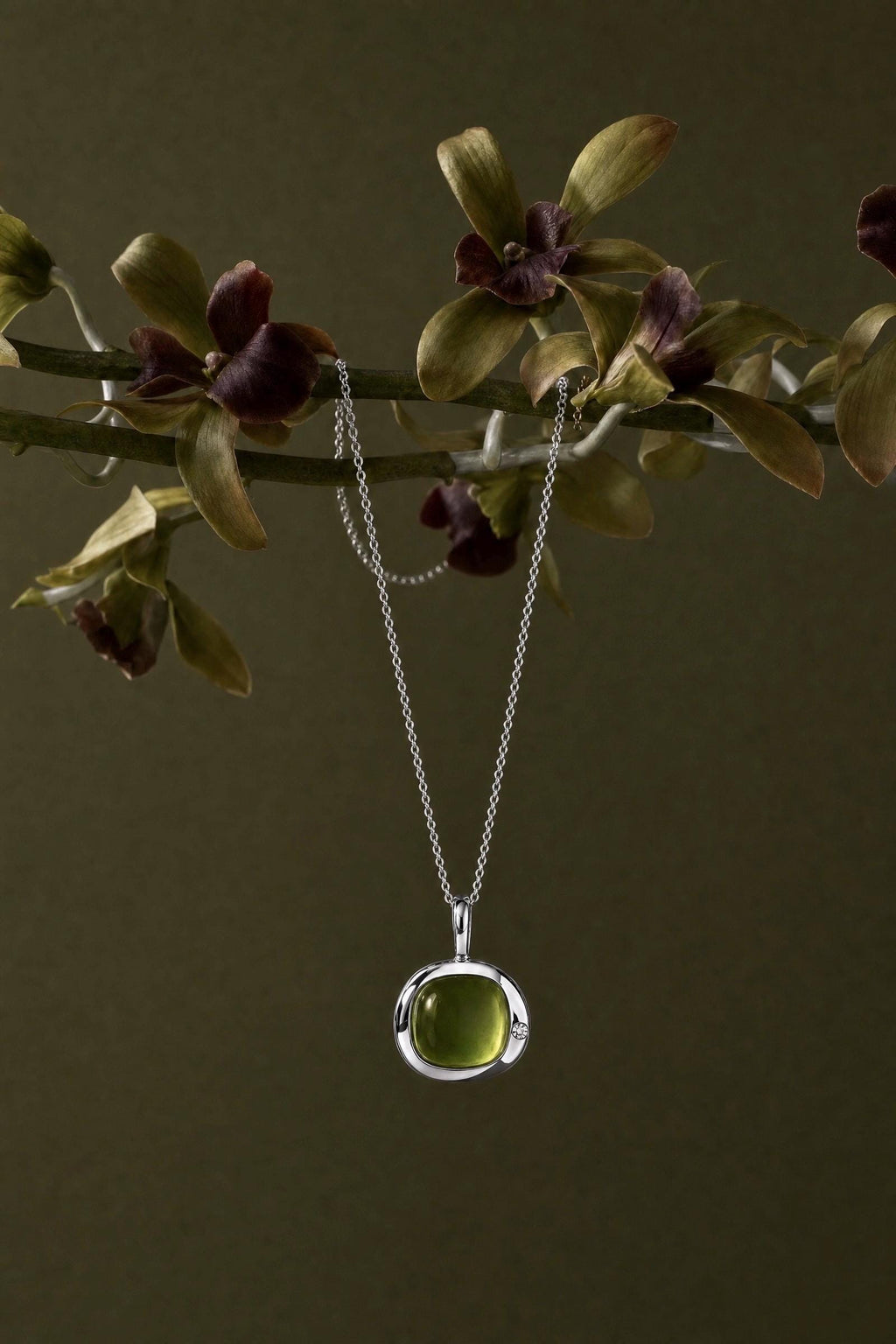 Virgo Birthstone Necklace, Reversible Peridot Pendant, 18K Gold Vermeil or 925 Sterling Silver, August September Birthday Gift for Her