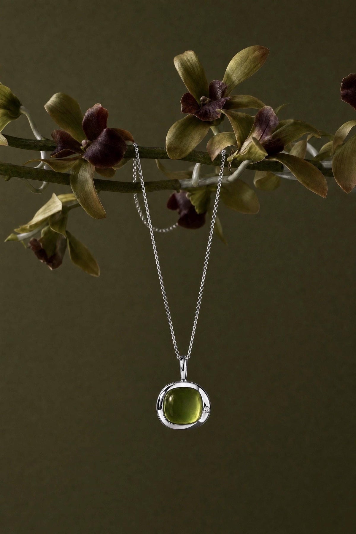 Virgo Birthstone Necklace, Reversible Peridot Pendant, 18K Gold Vermeil or 925 Sterling Silver, August September Birthday Gift for Her