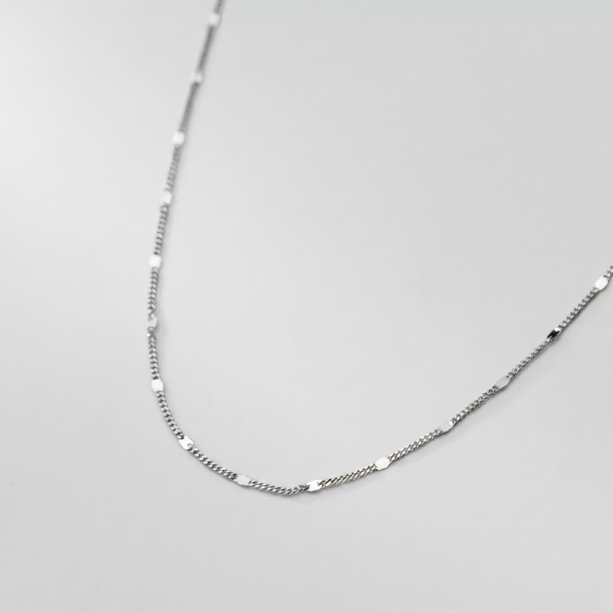 Station Necklace 18K Gold Vermeil, Dainty Curb Chain Necklace, Layering Necklace Gold Silver, Gift for Her