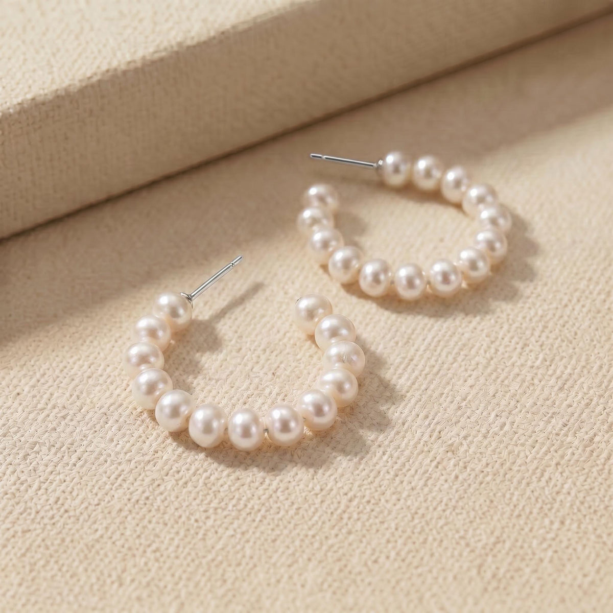 Pearl Hoop Earrings, Freshwater Graduated Pearl, 925 Sterling Silver, Bridal Bridesmaid Earrings, Mother's Day Gift