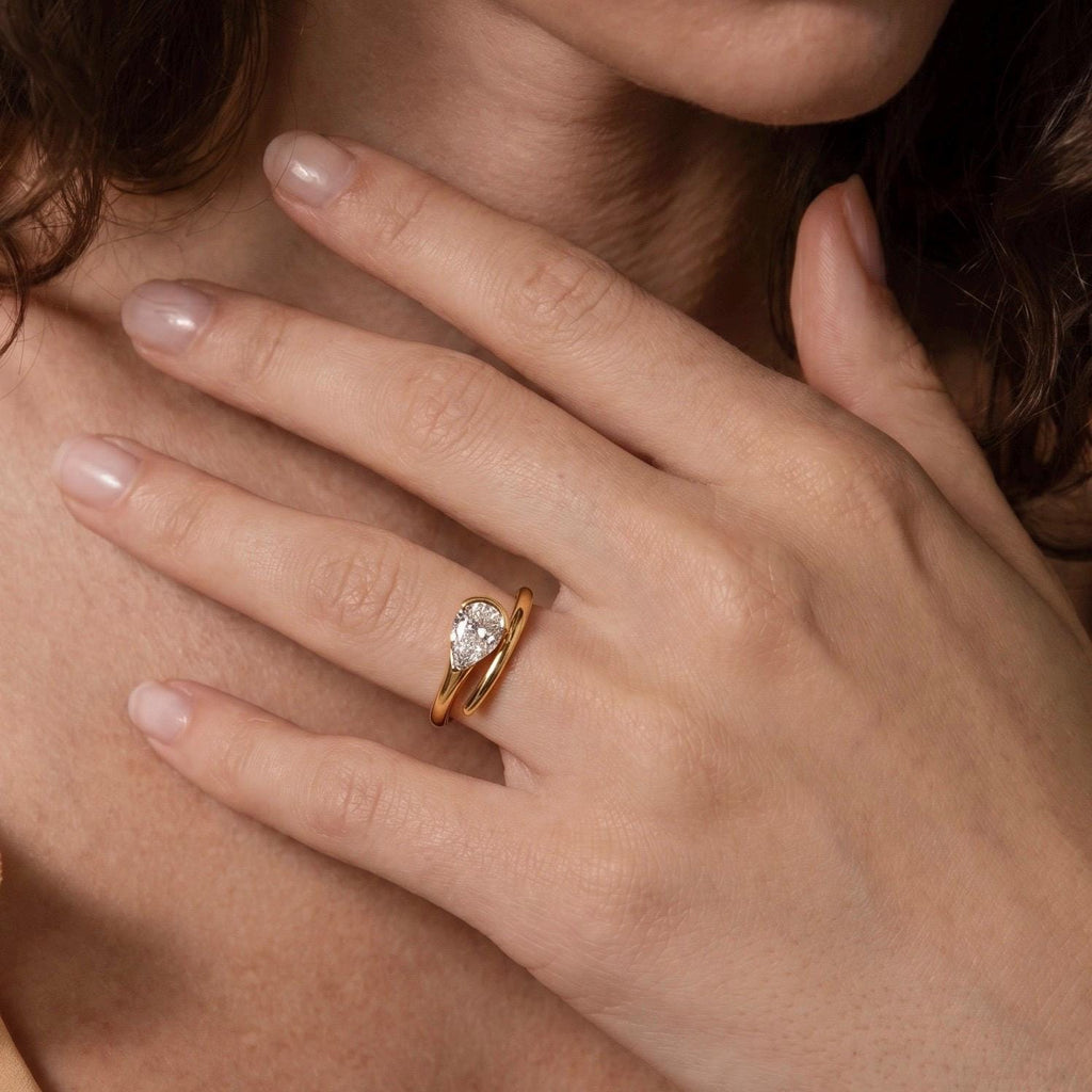 Pear Moissanite Ring, 18K Gold Vermeil, 2 Carat Pear Cut Diamond Alternative, Bypass Spiral Engagement Ring, Gold Rose Gold Silver