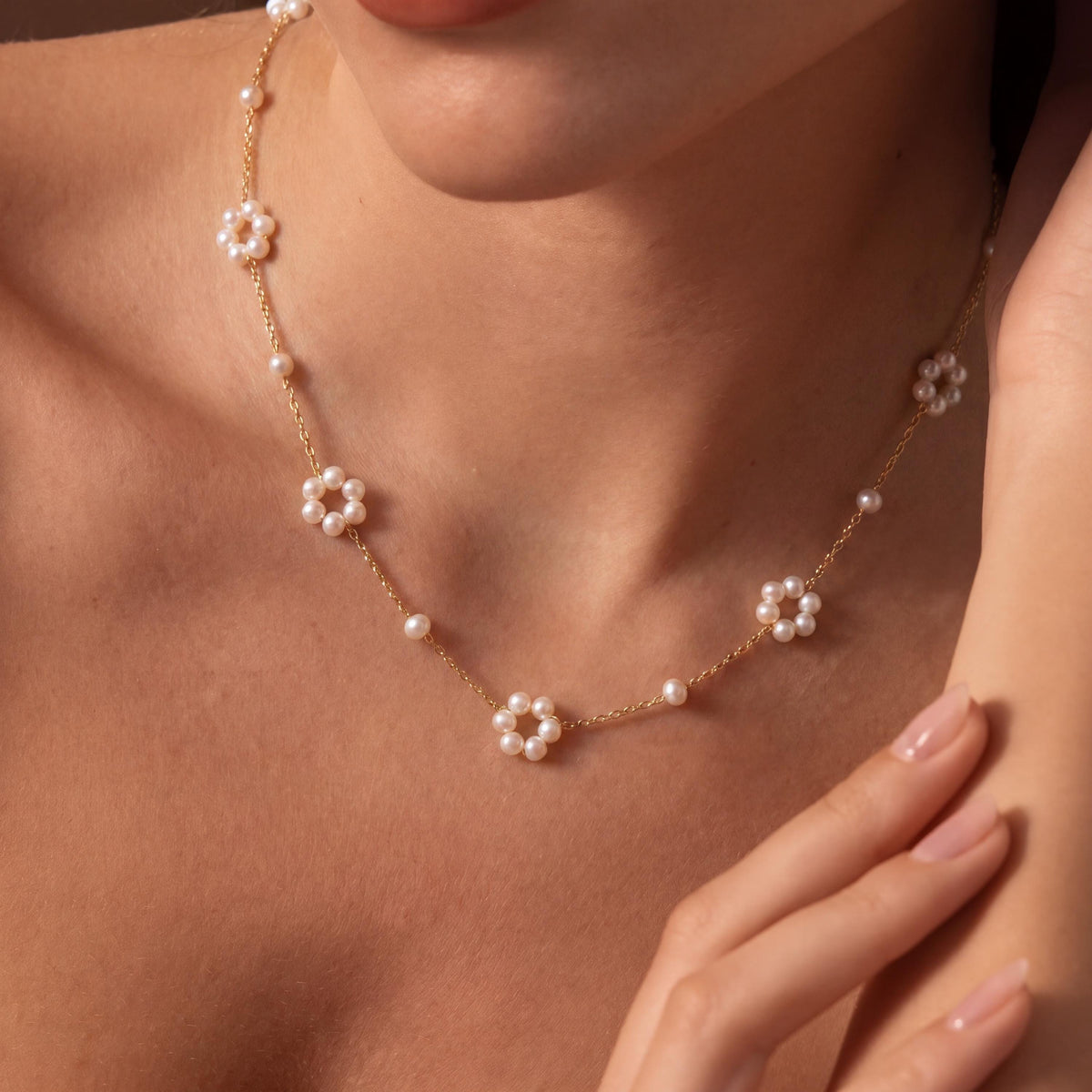 Pearl Flower Necklace, Freshwater Pearl Daisy Chain 18 Inch, 18K Gold or White Gold Vermeil, Dainty Layering Necklace, Gift for Her
