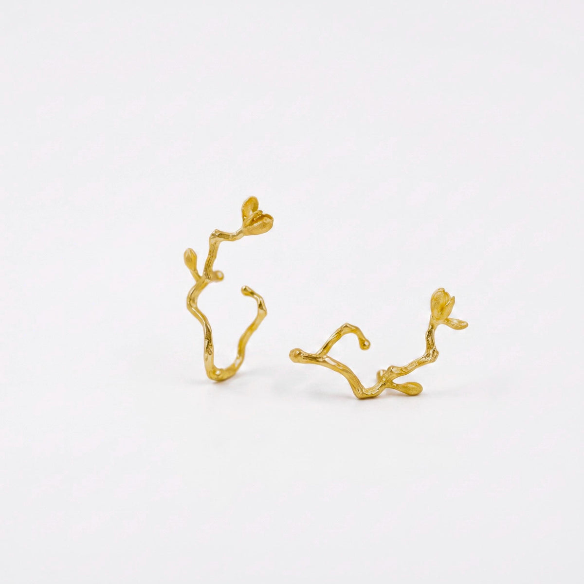 Gold Branch Ear Cuff No Piercing | Twig Ear Climber Earring | 18K Gold Vermeil | Nature Inspired Jewelry | Gift for Her
