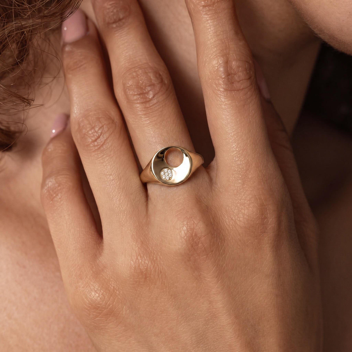 Moissanite Signet Ring Gift | Cutout Circle Statement Ring | 14K Gold or White Gold | Gift for Her