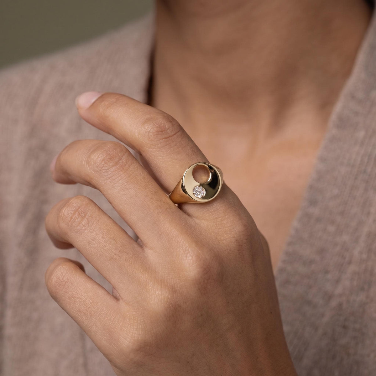 Moissanite Signet Ring Gift | Cutout Circle Statement Ring | 14K Gold or White Gold | Gift for Her